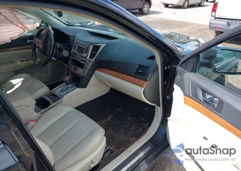 2013 Subaru Outback 3.6R Limited из США, поврежденный, VIN 4S4BRDKC9D2218652